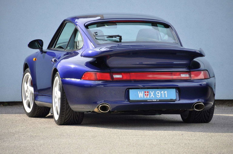 Porsche 993 Carrera 4S