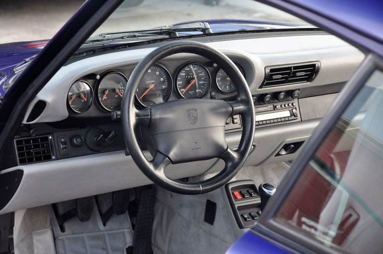 Porsche 993 Carrera 4S