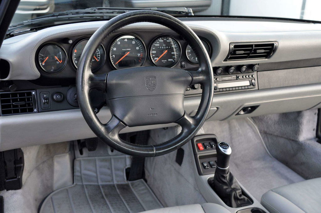 Porsche 993 Carrera 4S