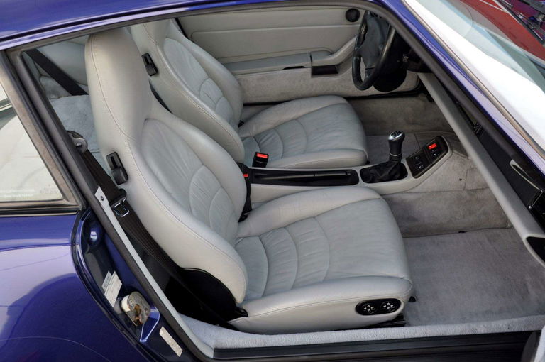 Porsche 993 Carrera 4S