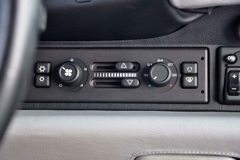 Porsche 993 Carrera 4S