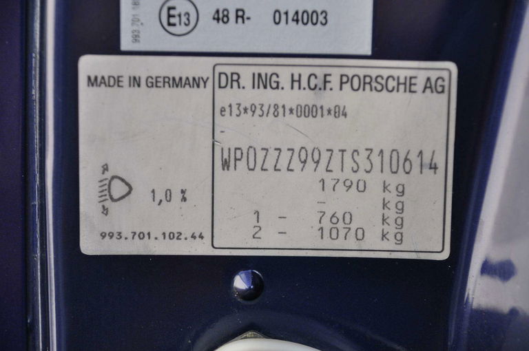 Porsche 993 Carrera 4S