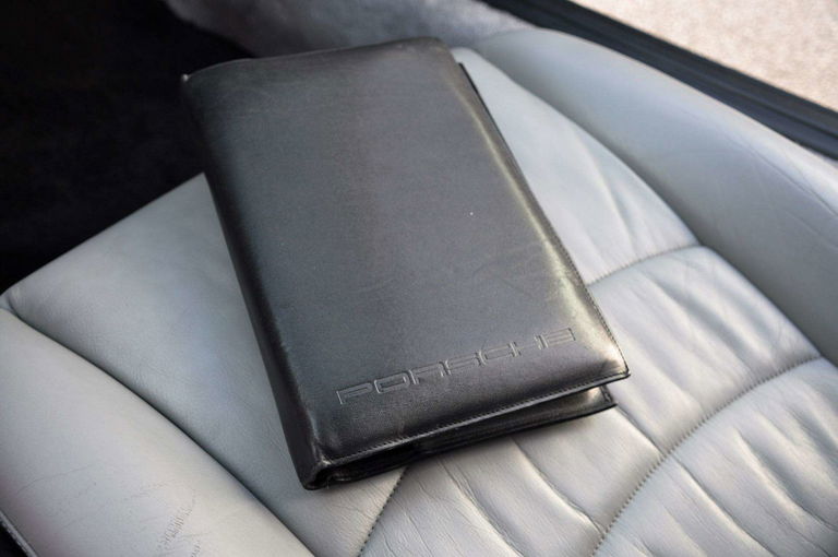 Porsche 993 Carrera 4S