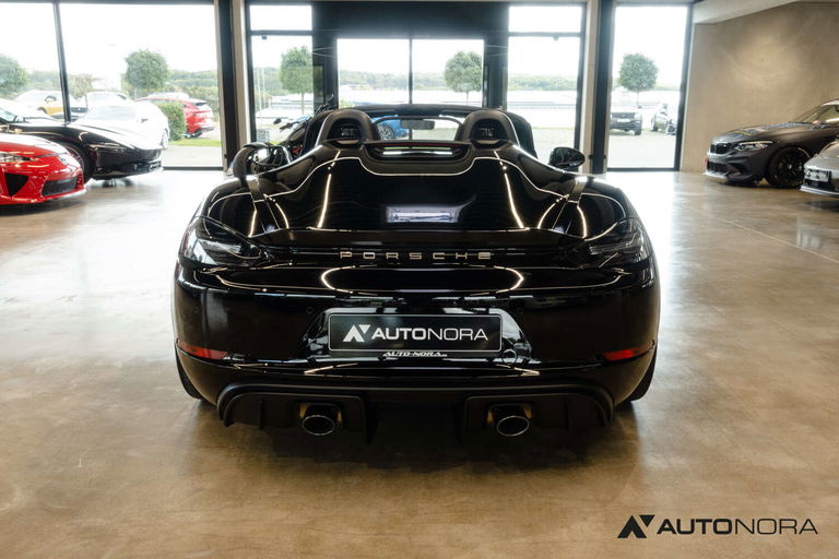 Porsche 718 Spyder