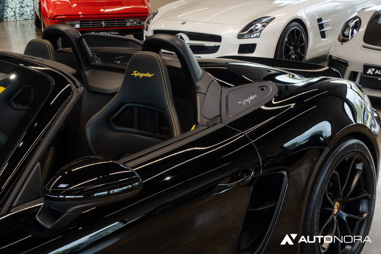 Porsche 718 Spyder
