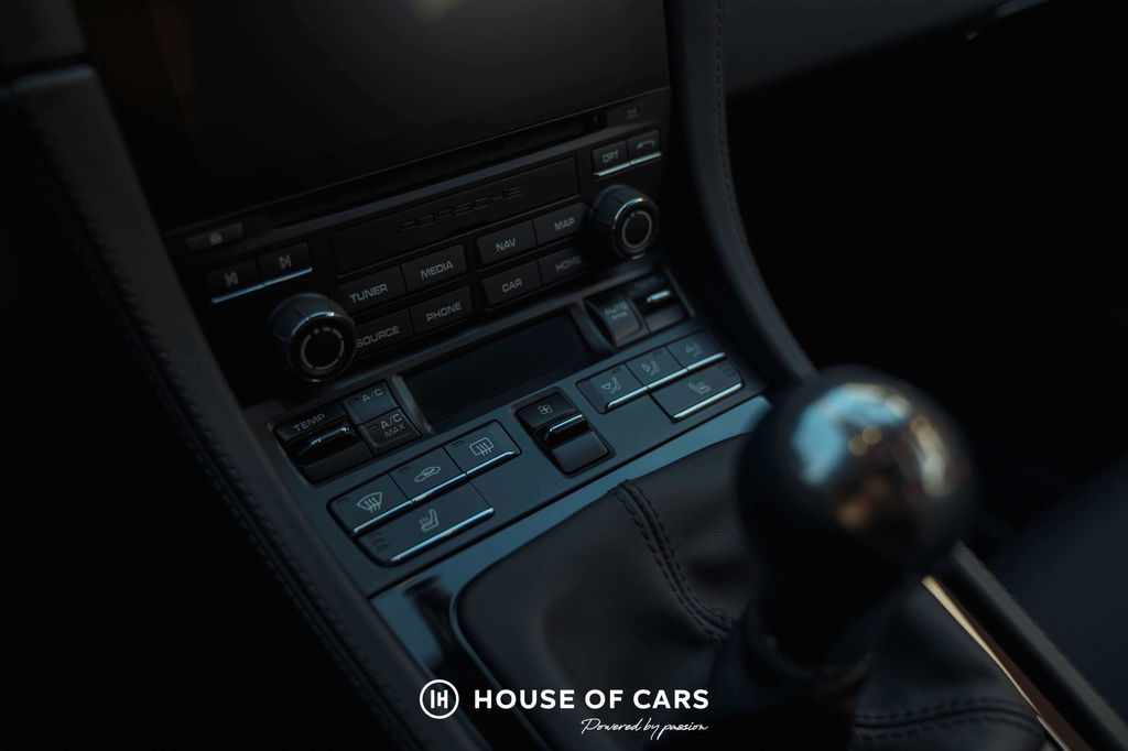 Porsche 718 Cayman T