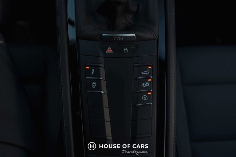 Porsche 718 Cayman T