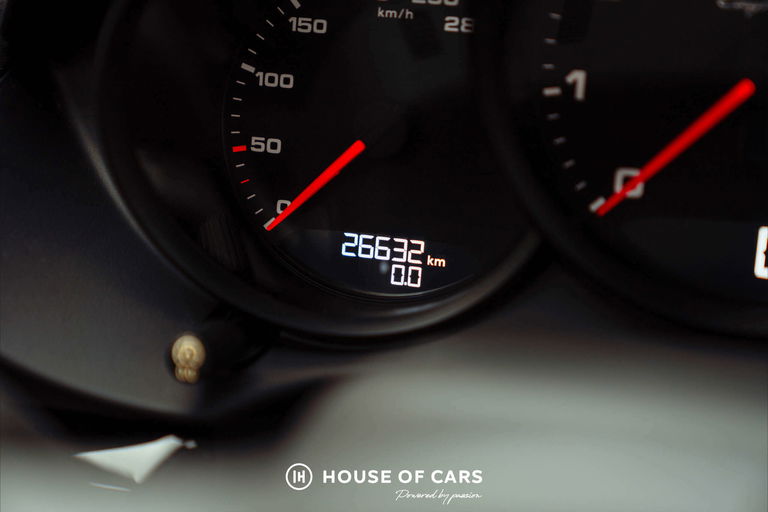 Porsche 718 Cayman T