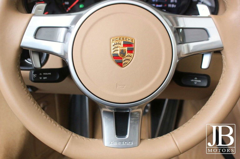 Porsche 991 Carrera GTS