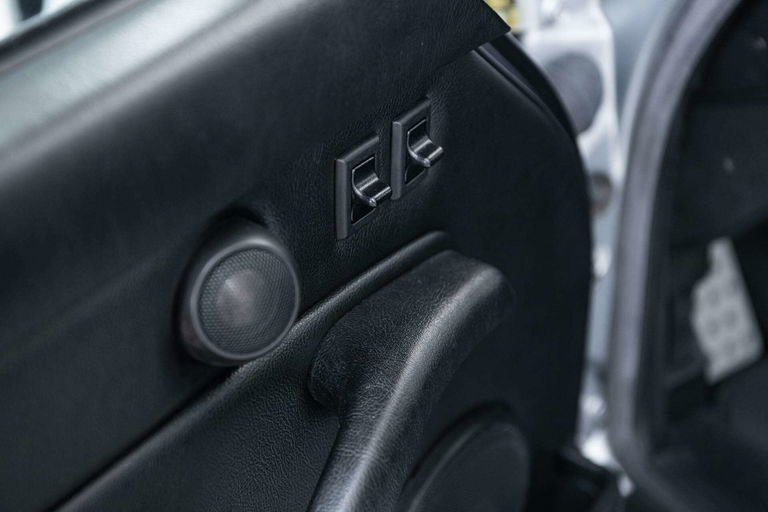 Porsche 993 Carrera 4