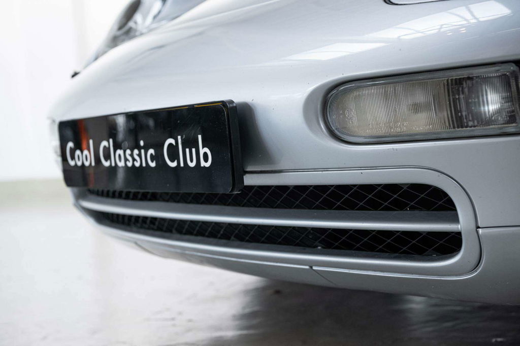 Porsche 993 Carrera 4