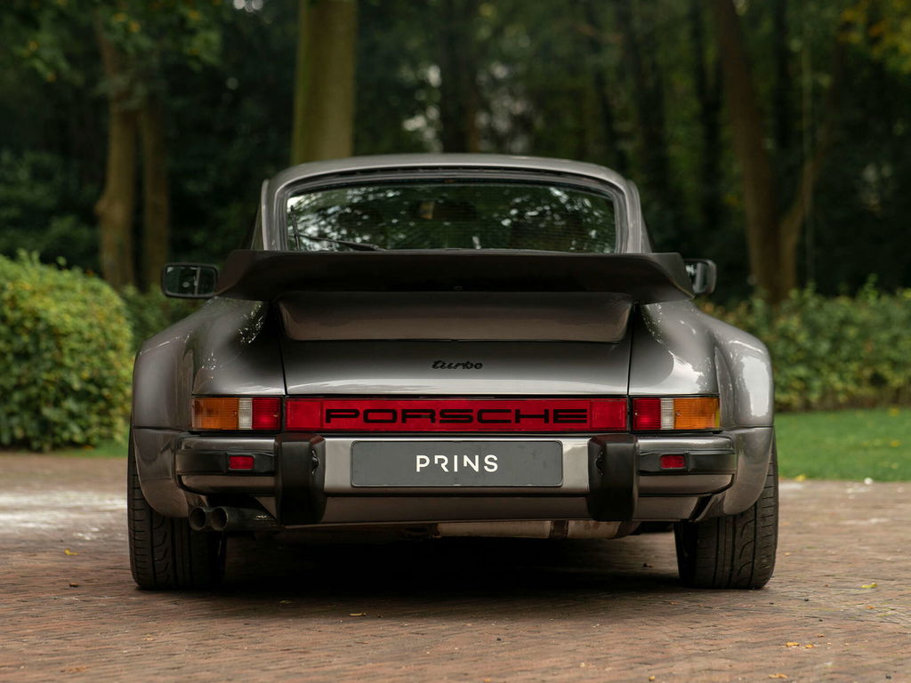 Porsche 911 Turbo 3.3