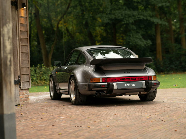 Porsche 911 Turbo 3.3