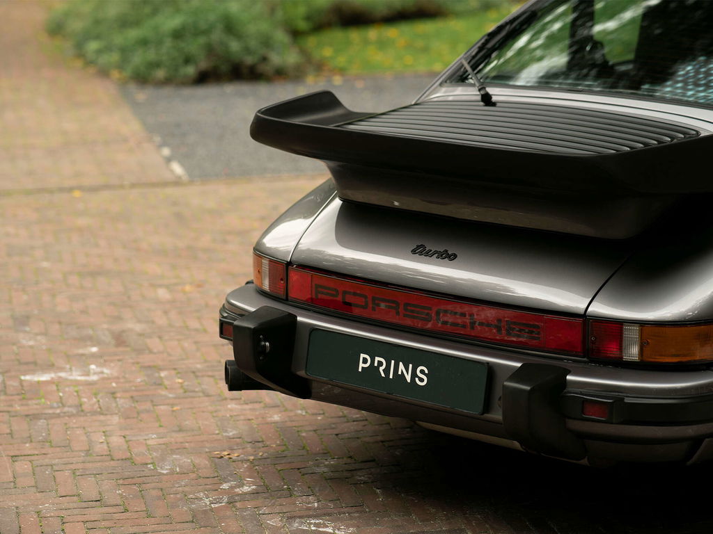 Porsche 911 Turbo 3.3
