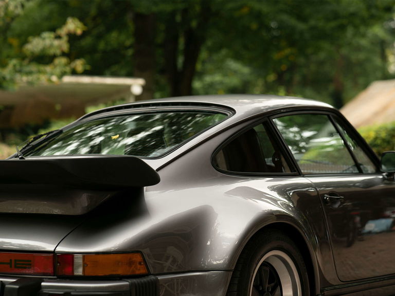 Porsche 911 Turbo 3.3