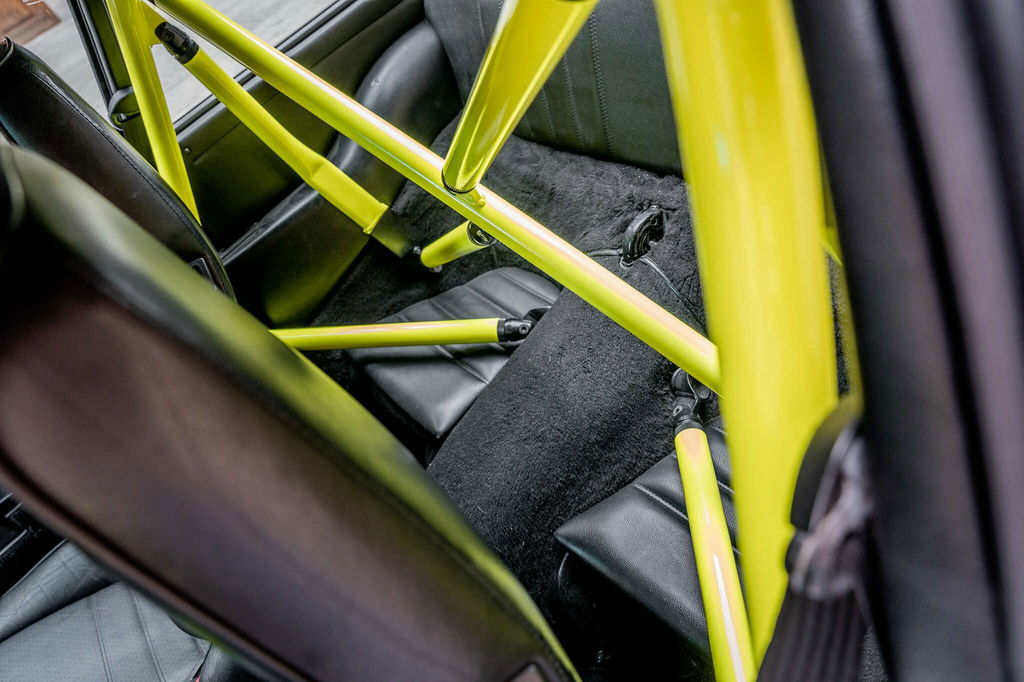 Porsche 964 Carrera 4