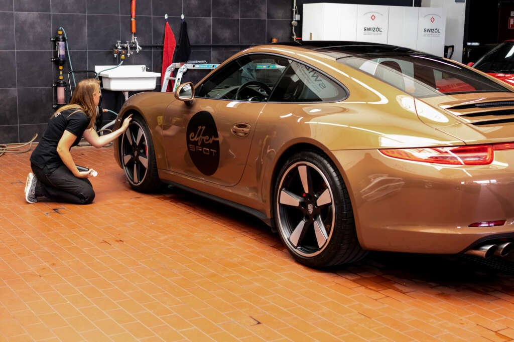 Porsche Tuning fängt mit Waschen an