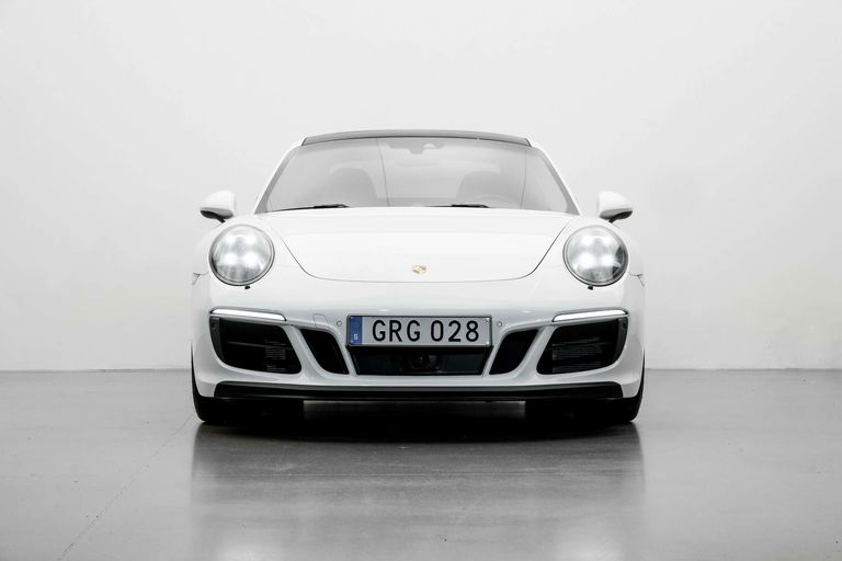 Porsche 991.2 Carrera GTS