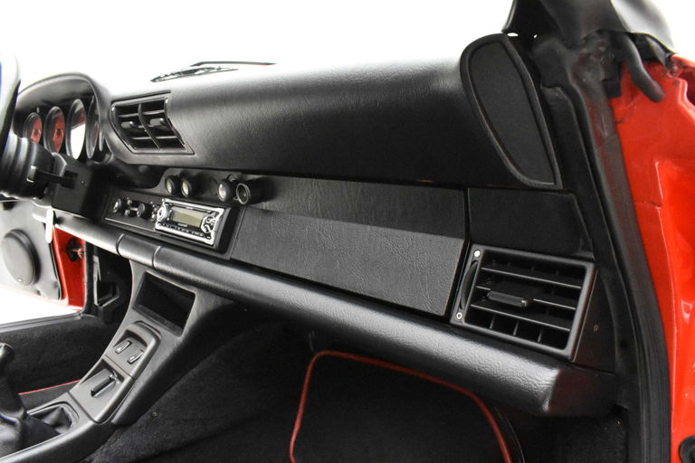 Porsche 964 Carrera 2 Speedster