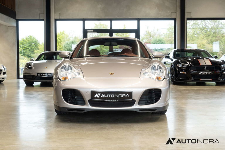 Porsche 996 Carrera 4S