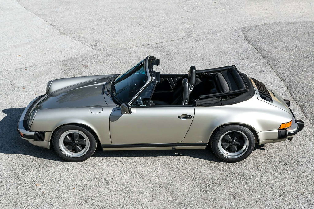 Porsche 911 Carrera 3.2