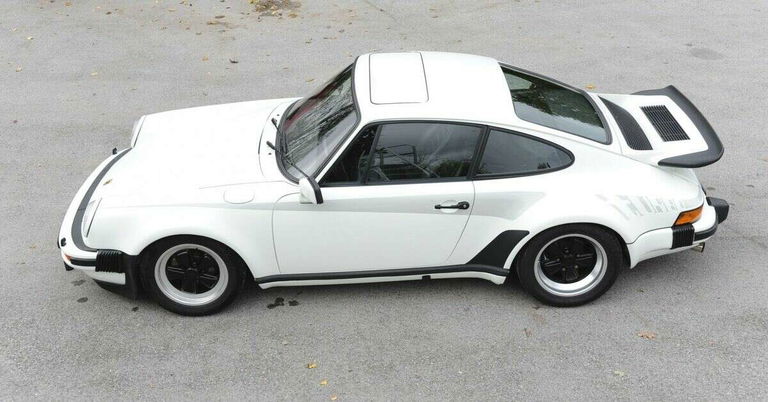 Porsche 911 Turbo 3.0 (US)