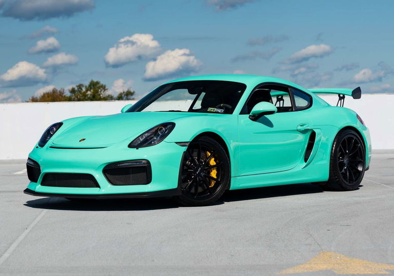 Porsche 981 Cayman GT4