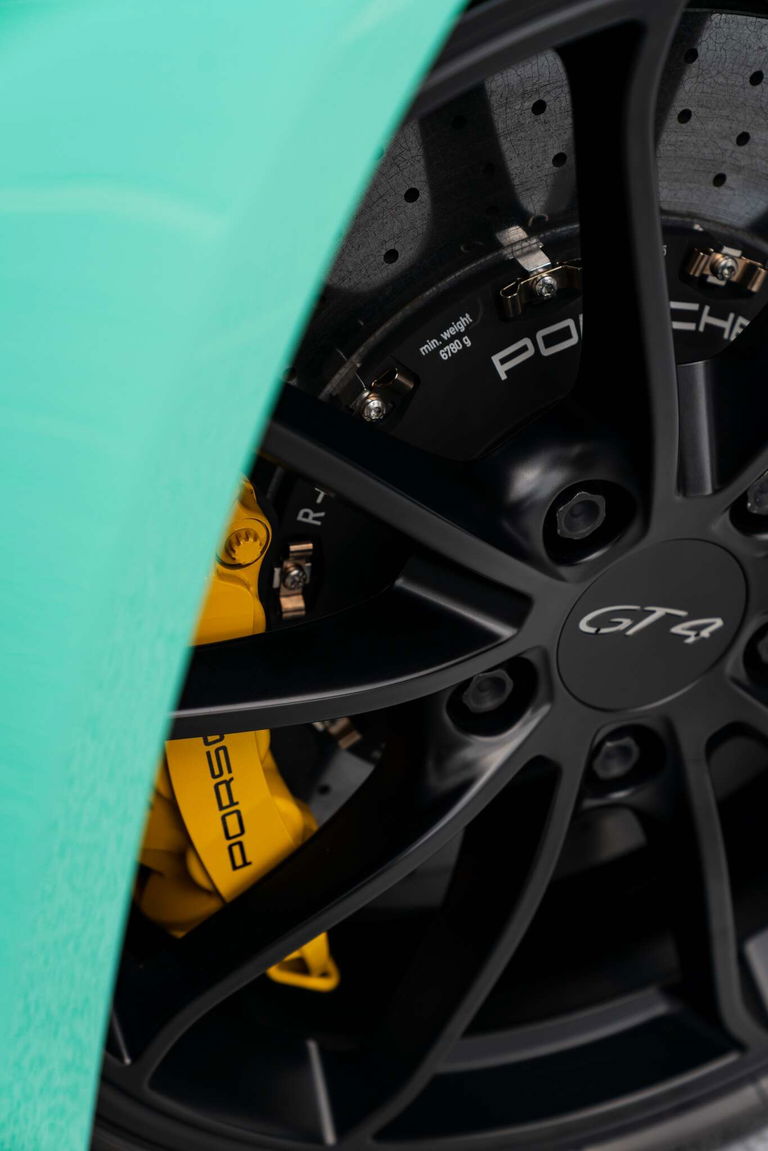 Porsche 981 Cayman GT4