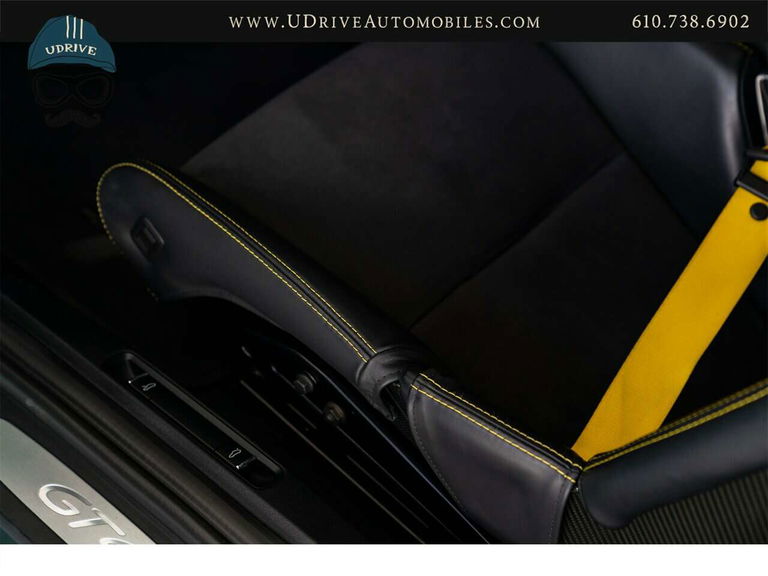 Porsche 981 Cayman GT4