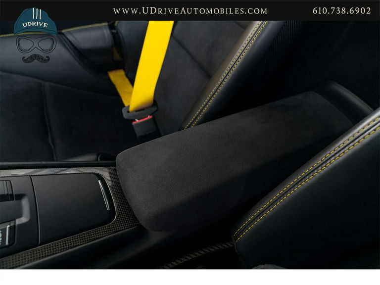 Porsche 981 Cayman GT4