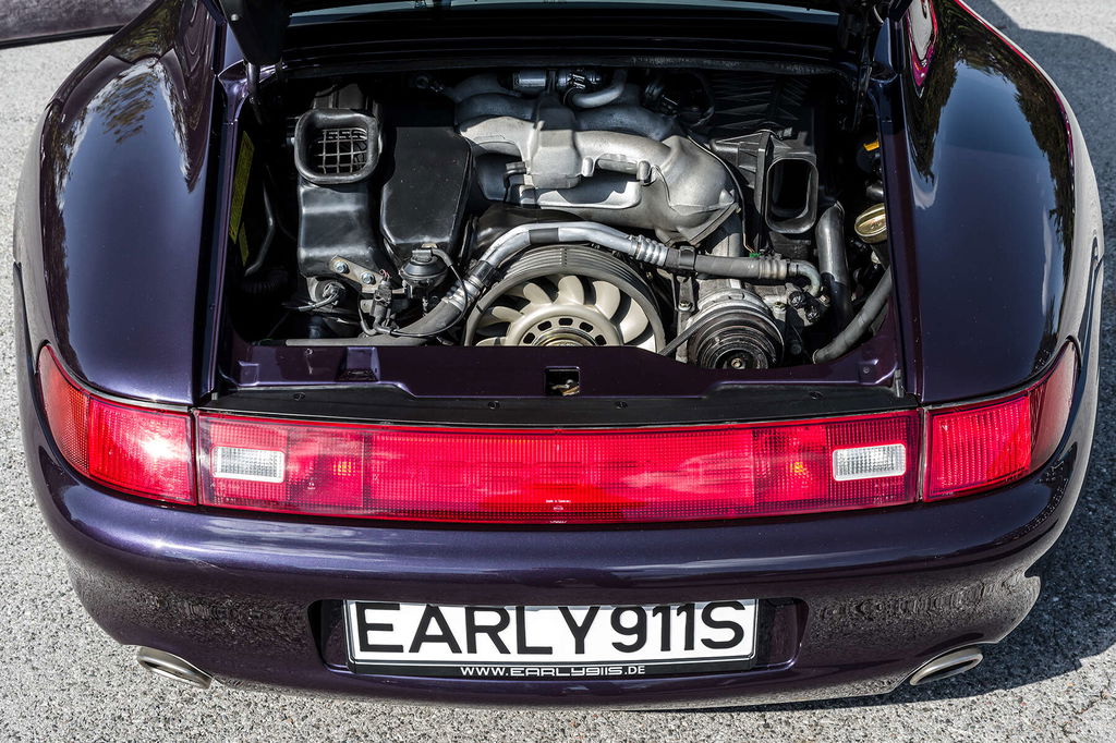 Porsche 993 Carrera 4S