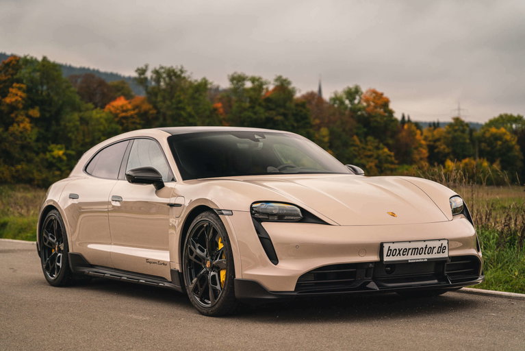 Porsche Taycan Turbo Cross Turismo