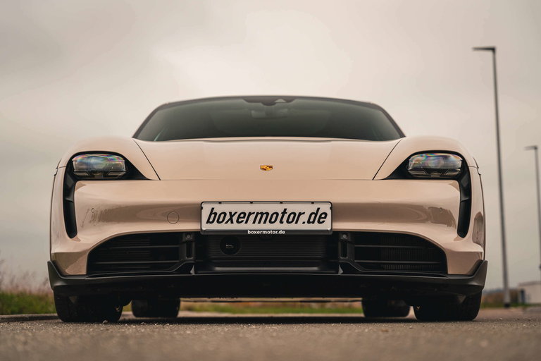Porsche Taycan Turbo Cross Turismo