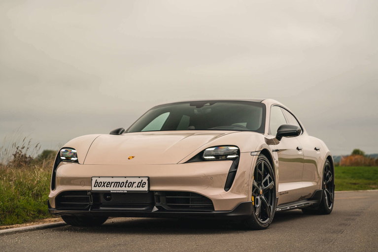 Porsche Taycan Turbo Cross Turismo