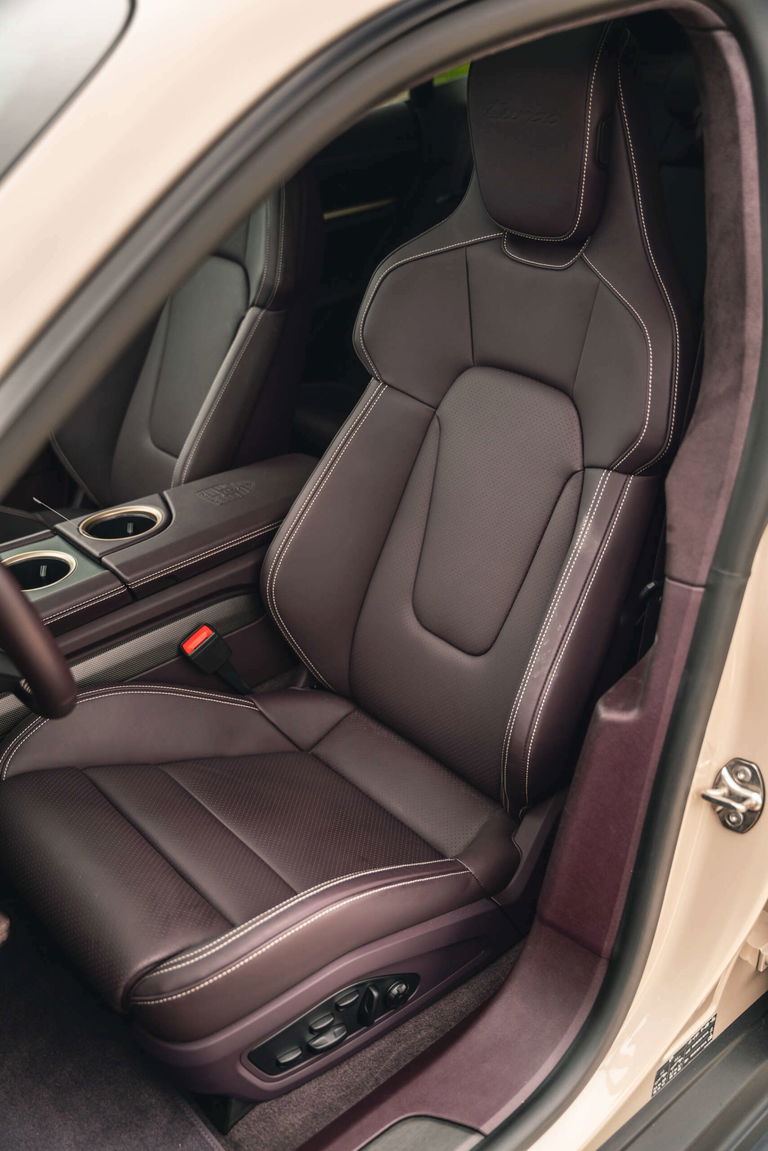 Porsche Taycan Turbo Cross Turismo