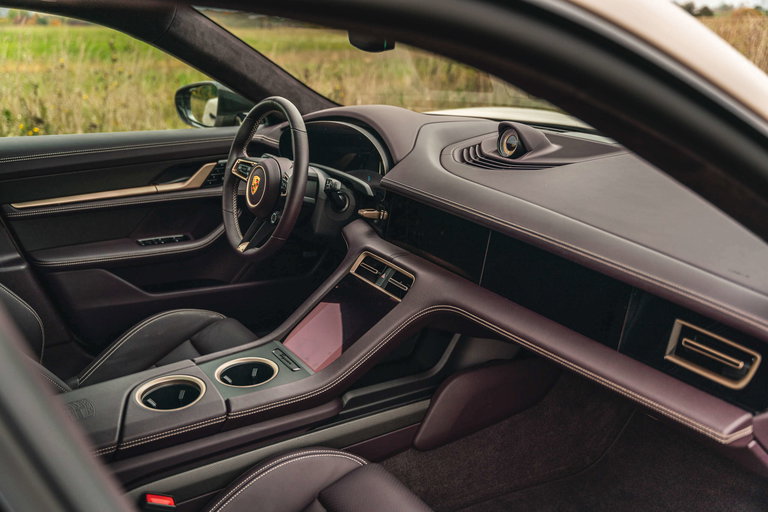 Porsche Taycan Turbo Cross Turismo