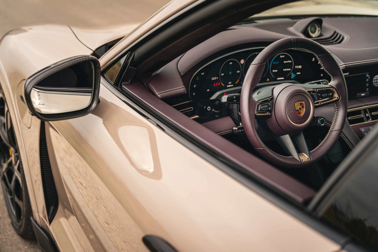 Porsche Taycan Turbo Cross Turismo