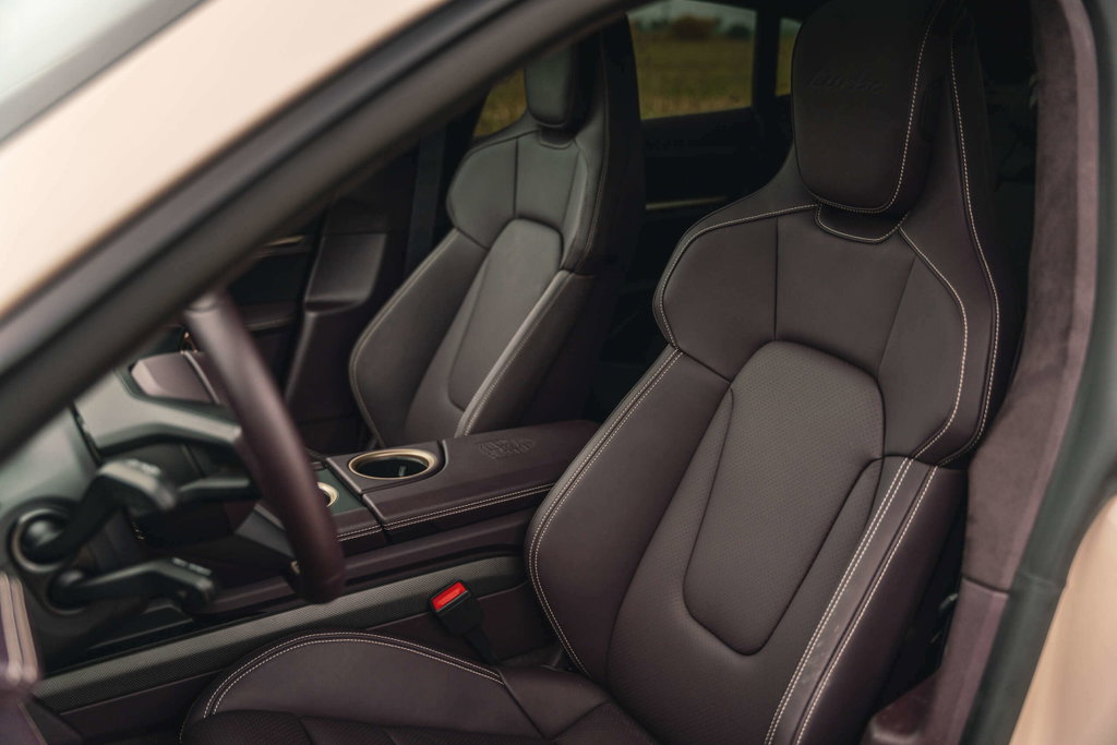 Porsche Taycan Turbo Cross Turismo