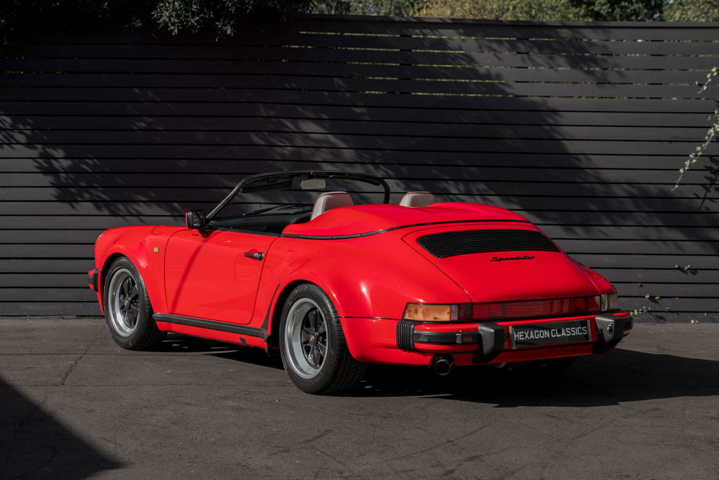 Porsche 911 Carrera 3.2 Speedster