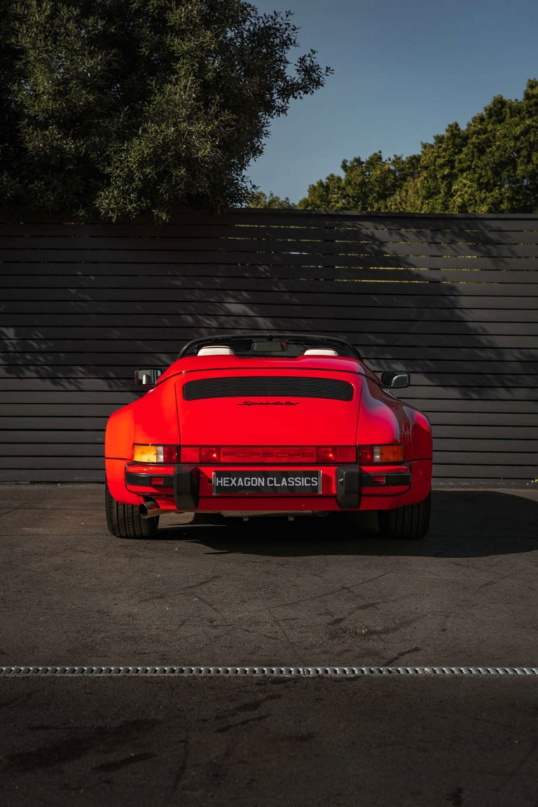 Porsche 911 Carrera 3.2 Speedster