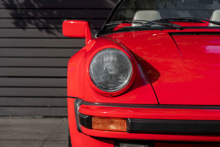 Porsche 911 Carrera 3.2 Speedster
