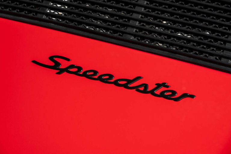 Porsche 911 Carrera 3.2 Speedster