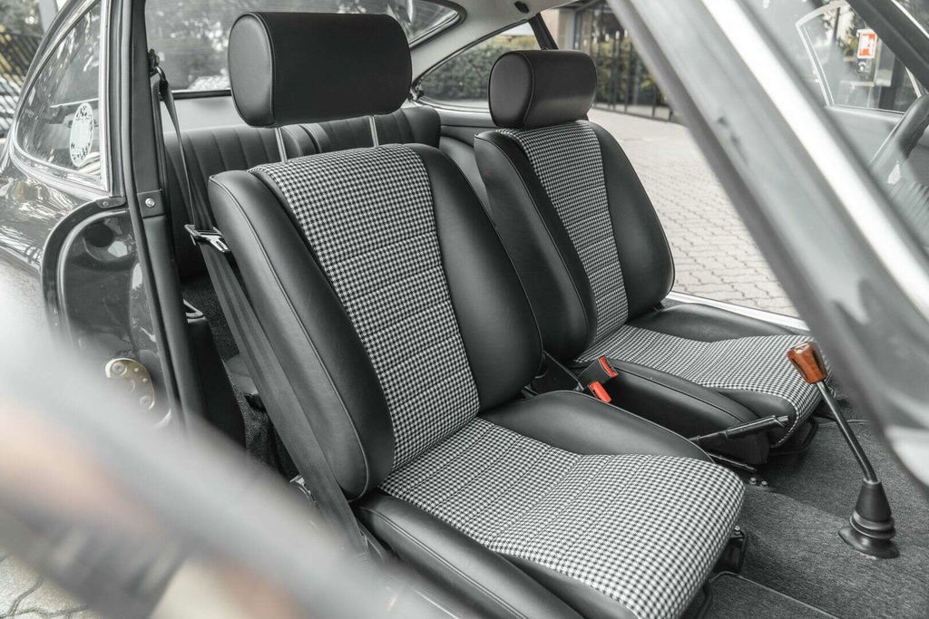 Porsche 911 S (F-Modell)