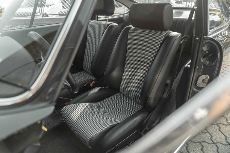 Porsche 911 S (F-Modell)