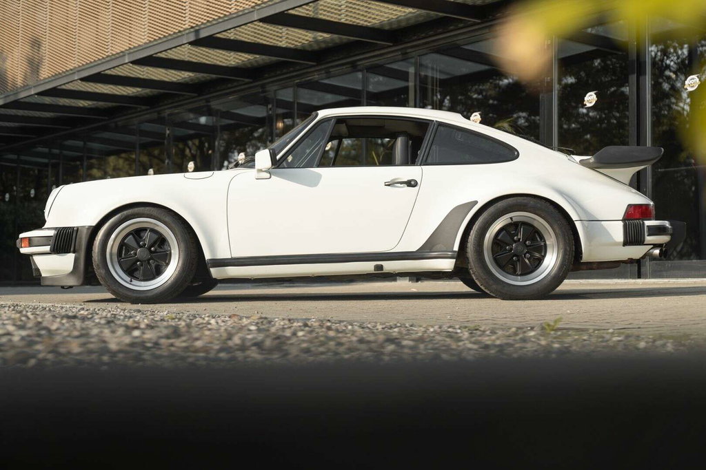 Porsche 911 Turbo 5 Gang