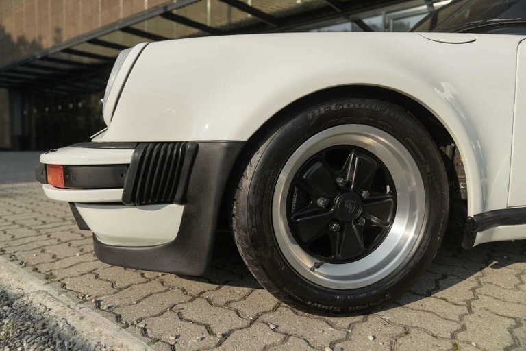 Porsche 911 Turbo 5 Gang