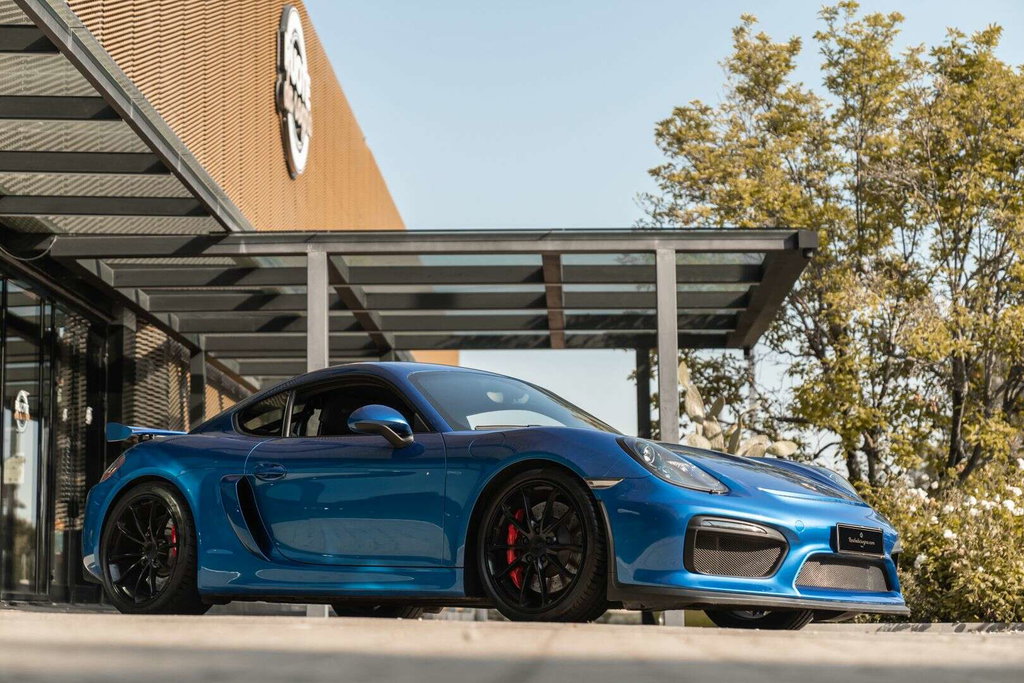 Porsche 981 Cayman GT4