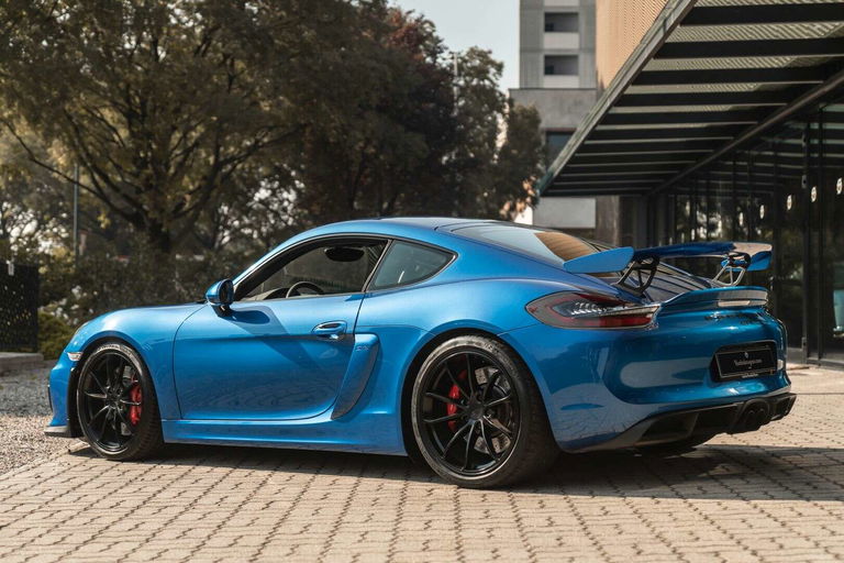 Porsche 981 Cayman GT4