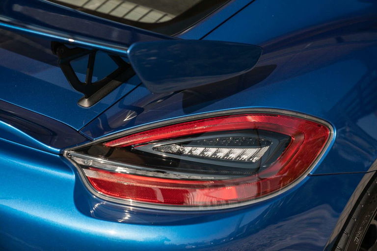 Porsche 981 Cayman GT4