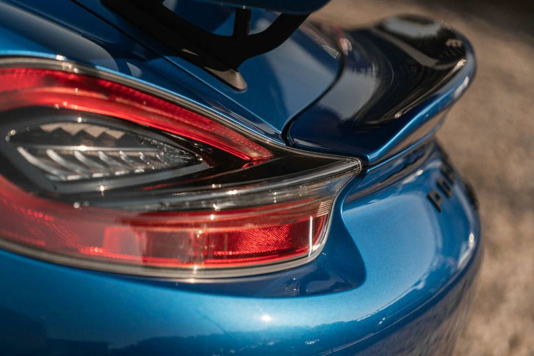 Porsche 981 Cayman GT4